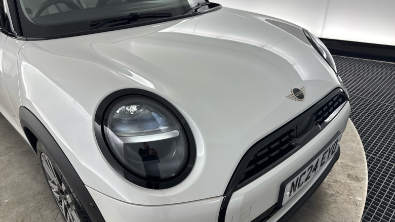 MINI Cooper 1.5 C Classic 3dr Auto Petrol Hatchback